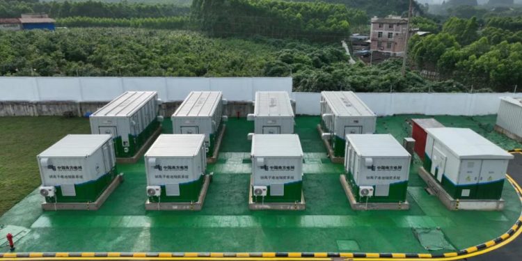 Entra in funzione la batteria agli ioni di sodio più grande del mondo